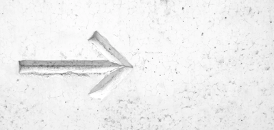 避免過于寫實(shí)